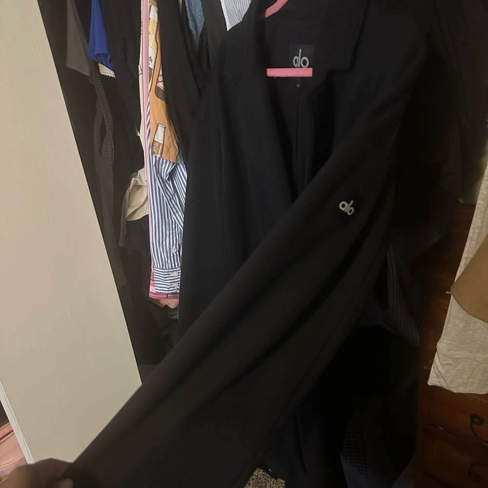 ALO Yoga VIP Blazer Trench-L